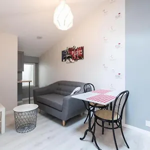 Le Paris Eiffel - Cosy En Plein Centre Bourgoin-Jallieu